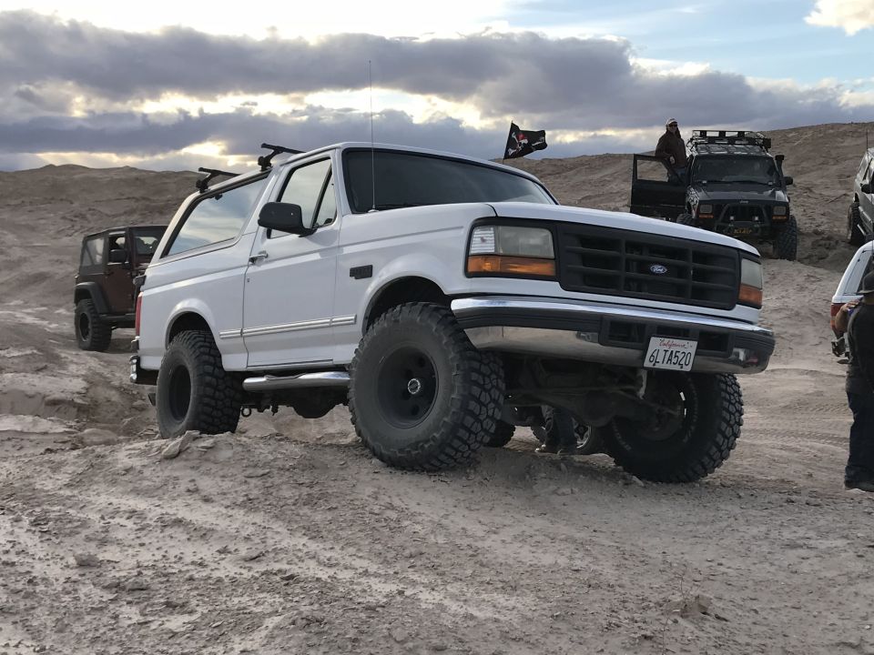 1996 Ford Bronco “Bella”