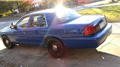 2006 Ford Crown Victoria photo