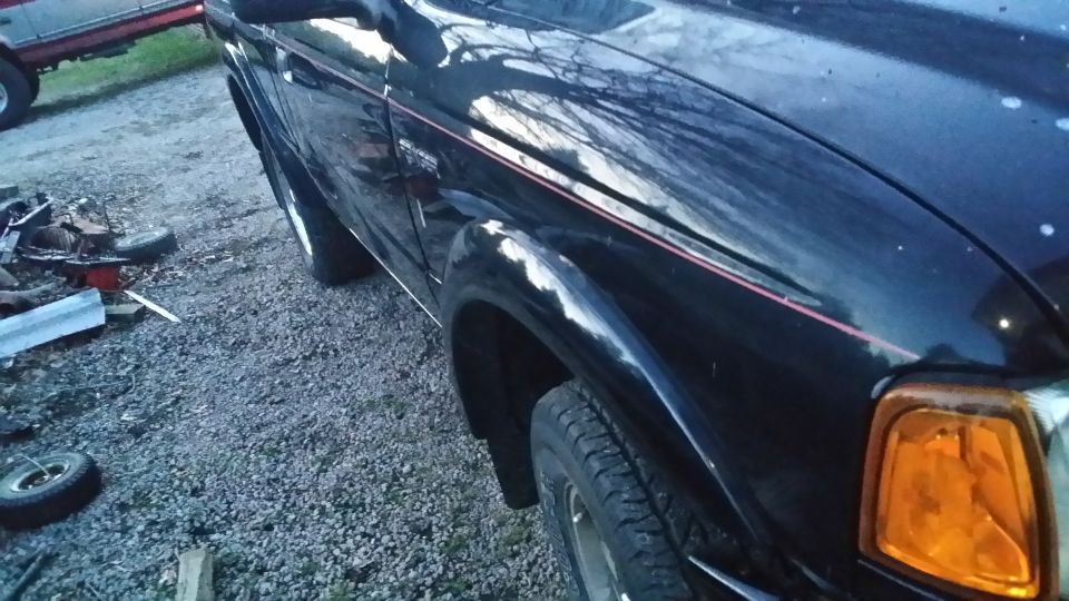 Never did like pinstripes on single tone.