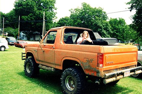 1984 Ford Bronco - TOPLESS WITH MISS KATELYNN
