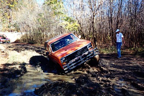 1984 Ford Bronco - TOW TRUCK GETTIN' ME OUT
