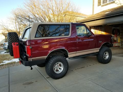 1996 Ford Bronco - another side view