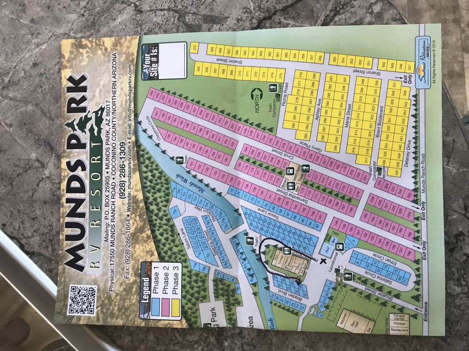 Map of Munds Park RV Resort showing campsites, roads, and amenities