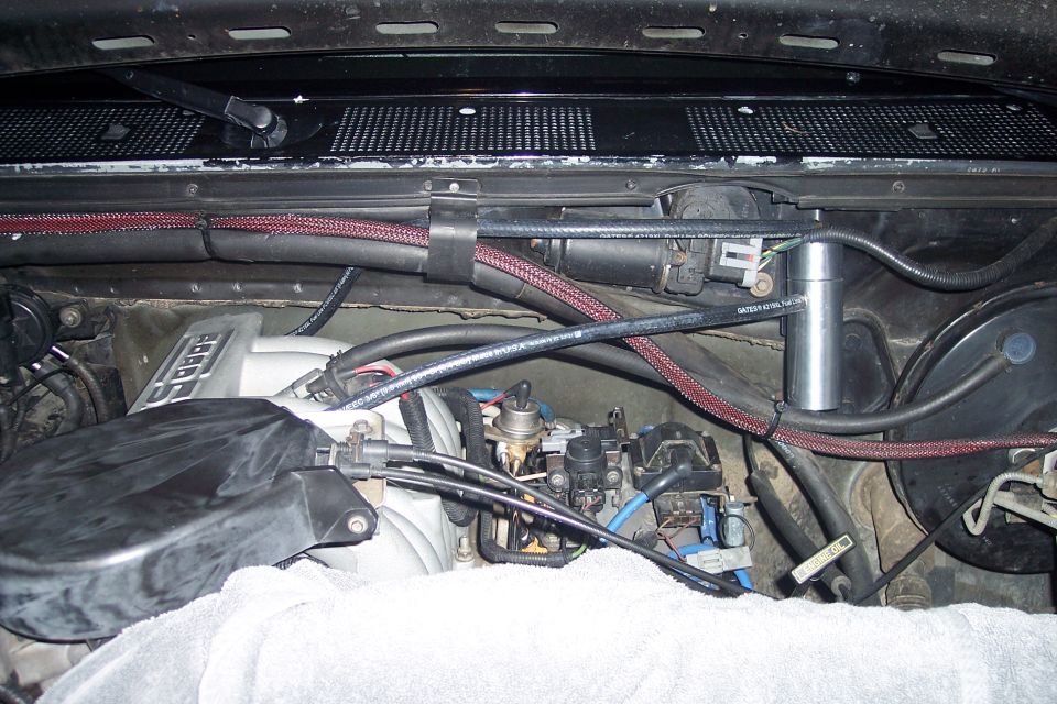 CatchCan to Upper Plenum PCV hose mounted