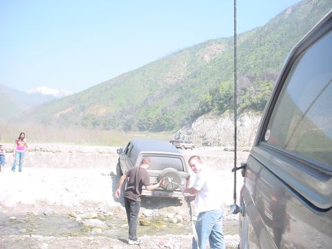 1988 Ford Bronco - Somebody got stuck