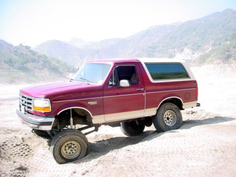 1988 Ford Bronco - I don't think I'm supposed to tell you he got stuck in this very same spot :)