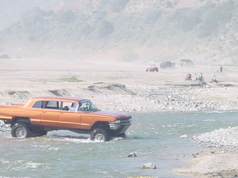 1988 Ford Bronco - Some crazy caddy that was out there I guess it's on a suburban frame running a 454