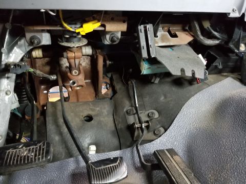 1995 Ford F-150 - With both pushrods & the steering shaft pushed out of the firewall, the pedal box can come straight down. Make sure the clutch & BOO switch…