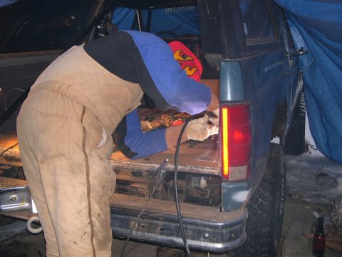 1986 Ford Bronco - Resecuring the rollcage base plate