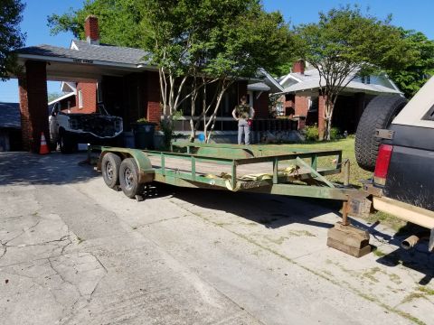 1996 Ford Bronco - Since he had no use for it, and his replacement needs some work, he's trading me this carcass for the labor.