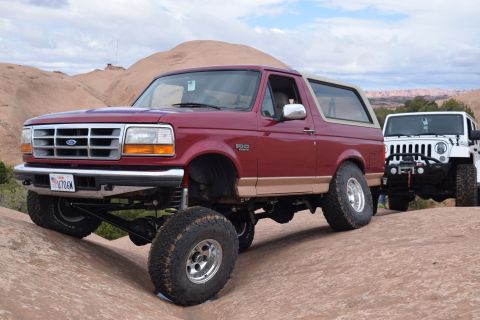 1995 Ford Bronco - Fins & Things