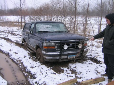 1994 Ford Bronco - sunday morning about 9 am truck was there all night