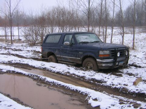 1994 Ford Bronco - Another shot of stuck
