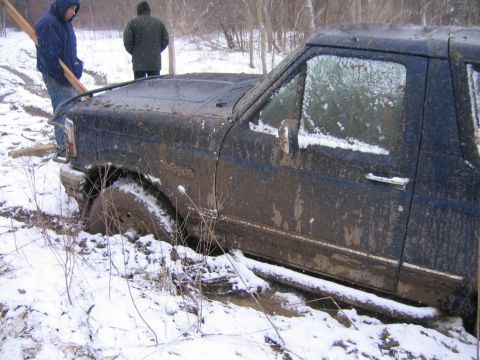 1994 Ford Bronco - Drivers side in deep