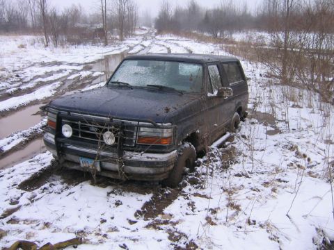1994 Ford Bronco - Nice front shot