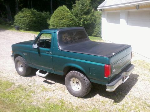 1996 Ford Bronco photo