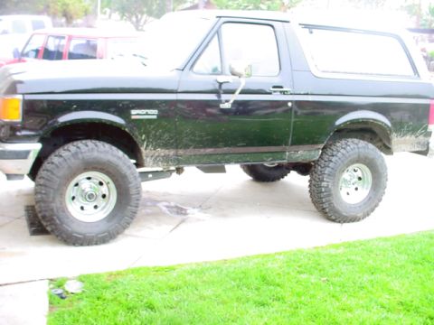 1988 Ford Bronco - Found this when I woke up