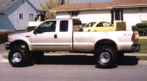 2000 Ford F-450 - the very first lift 8" - Who said that you can't fit a 40" tire with a 8" lift and with out trimming the fenders?