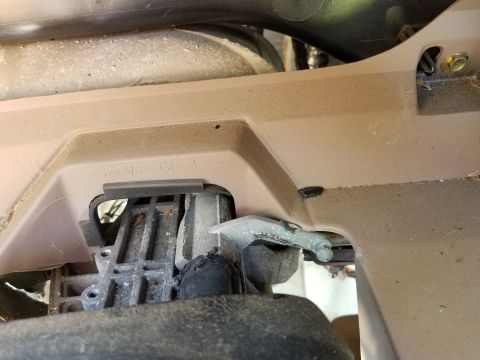 1996 Ford Bronco - The column is so far forward that the shifter wouldn't go into park.