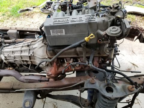 1996 Ford Bronco - Engine RHS just after flipping the body off.