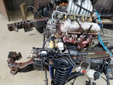 1996 Ford Bronco - Engine LHS just after pressure-washing. Before: [url=https://www.supermotors.net/registry/media/1133865] https://www.supermotors.net/getfil…