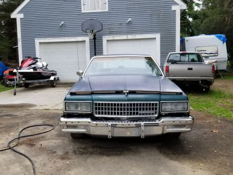 2001 Ford Crown Victoria photo