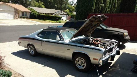 1974 Plymouth Duster - thats a 30 foot paint job right there!!!