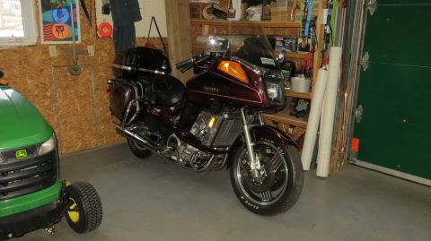 1983 Yamaha Venture photo
