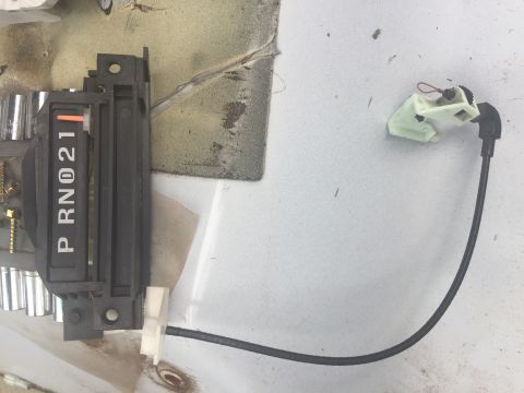1996 Ford Bronco - Automatic transmission shifter indicator with gear selection markings P, R, N, 0, 2, 1.