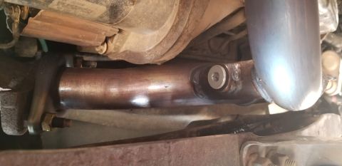 1996 Ford Bronco - 95 and back O2 sensor location