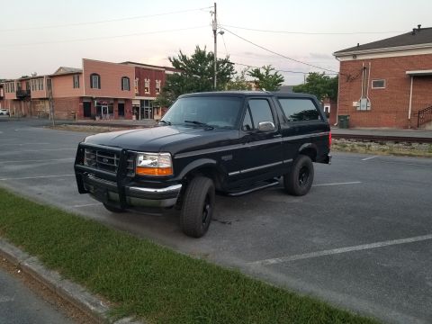 1996 Ford Bronco - Front left