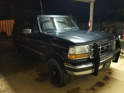 1996 Ford Bronco photo
