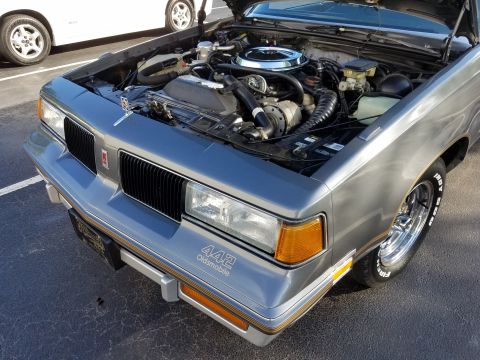 1991 Buick Reatta photo