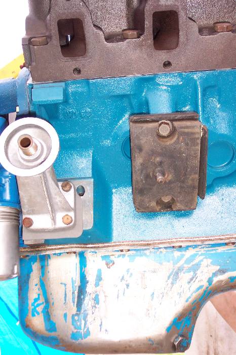 1968 Ford F-100 - Here is the correct orientation for the motor mounts, since nobody seems to remember