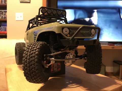 1989 Ford Bronco - This is a remote-controlled rock crawler, not a 1989 Ford Bronco.