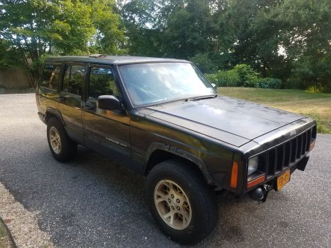 2000 Jeep Cherokee photo