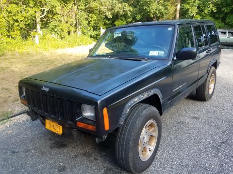 2000 Jeep Cherokee photo