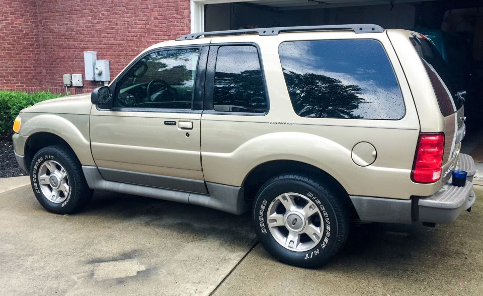 2003 Ford Explorer “Dora”