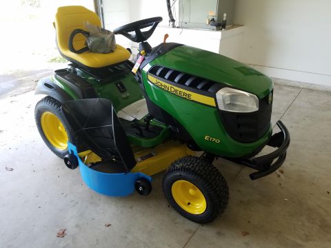 1994 Ford Bronco - Photograph of a riding lawn mower, not a technical document.