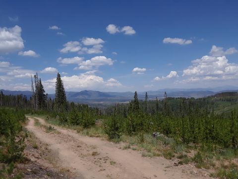1999 Ford E250 - Road up Rollins Pass