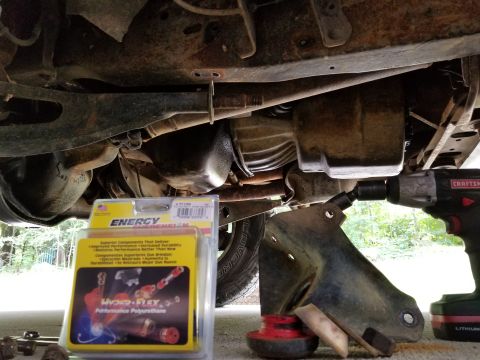 1983 Ford Bronco - Too much noise from the old rubber bushings, so I put in some black Energy poly ([url=https://www.amazon.com/dp/B000CN9AIS/]4.7110G ) today…