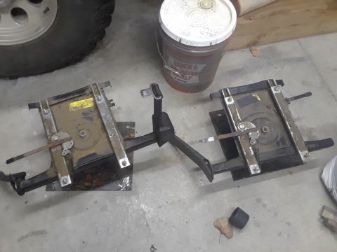 1999 Ford E250 - Swivel seat bases out of an 80s conversion van