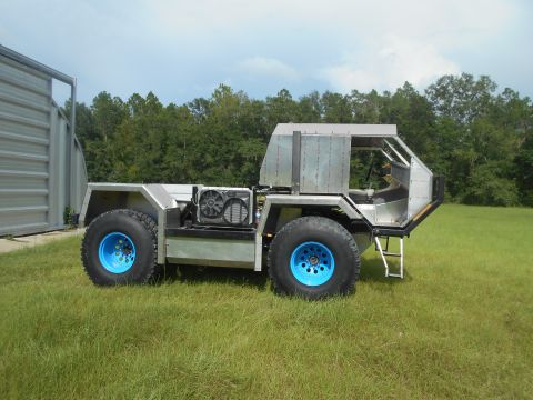 1992 Ford Bronco - This custom-built vehicle does not resemble a 1992 Ford Bronco.