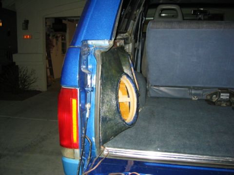 1989 Ford Bronco - Custom subwoofer enclosure fitted into the rear cargo area of a 1989 Ford Bronco.