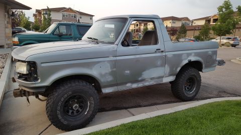 1995 Ford Bronco - First things first. Since the truck will be getting paint, and I don't trust a body shop to do the right thing, I've stripped the truck dow…