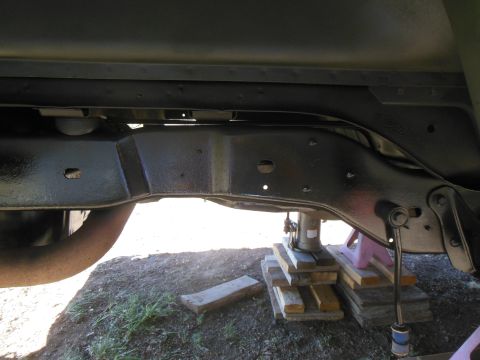 1984 Ford Bronco - more frame painting