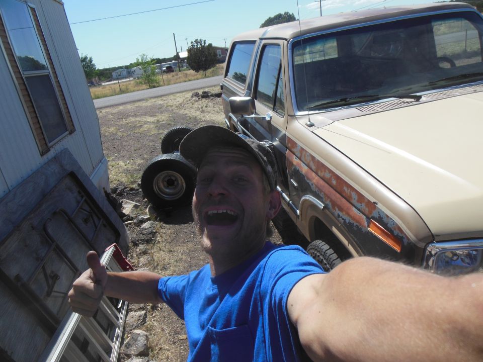 lift kit going in, YAY!