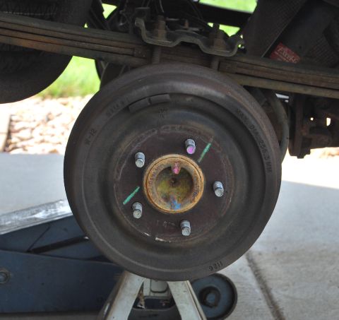 2002 Ford Ranger - right rear with wheel removed