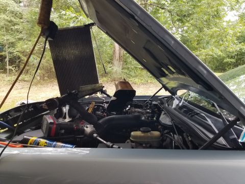 2004 Ford Crown Victoria - I could see a lot of debris in the radiator, so I lifted the stack out for cleaning. This was with all the lines & hoses still connected &…