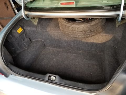 2004 Ford Crown Victoria - Even the trunk is nearly clean.